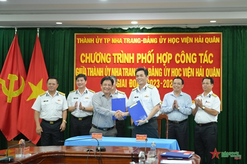 Ký kết chương trình phối hợp công tác giữa Đảng ủy Học viện Hải quân và Thành ủy Nha Trang